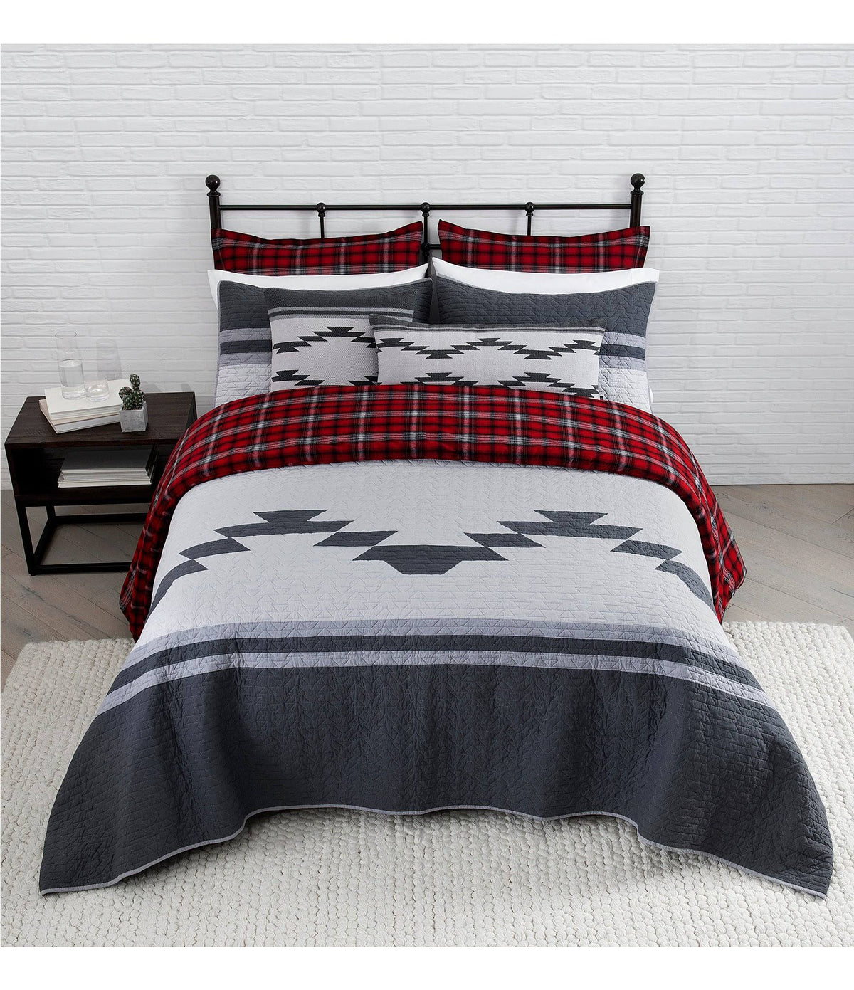 Red Full/Queen Comforter & Sham Set U8637