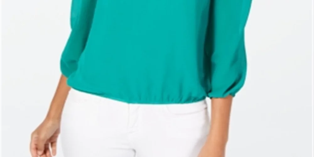 Off-The-Shoulder Keyhole Blouse P732
