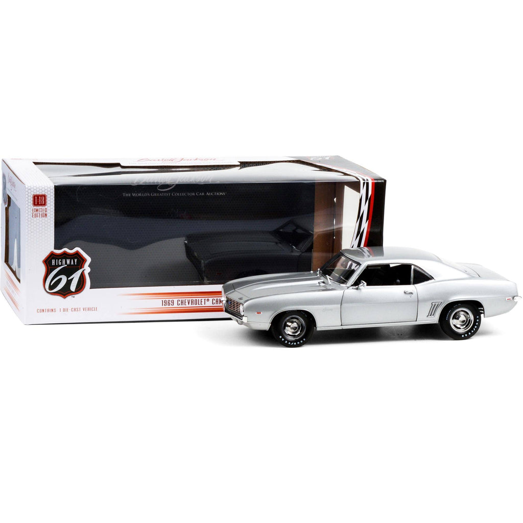 1969 Chevrolet Camaro ZL1 Coupe Silver 1/18 Diecast Model Car V32586