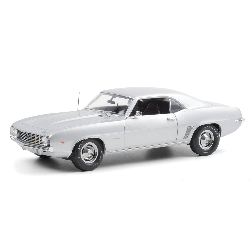 1969 Chevrolet Camaro ZL1 Coupe Silver 1/18 Diecast Model Car V32586
