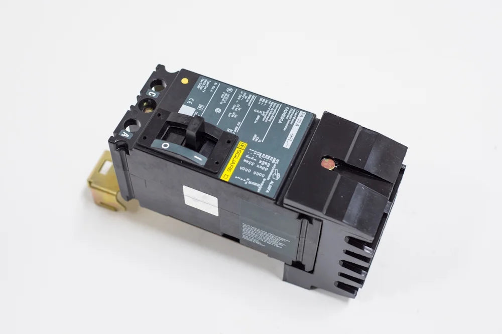30A 2P 600V BC Phase Circuit Breaker Q379