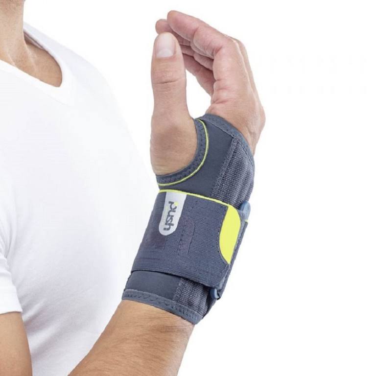 Wrist Brace Right L E504